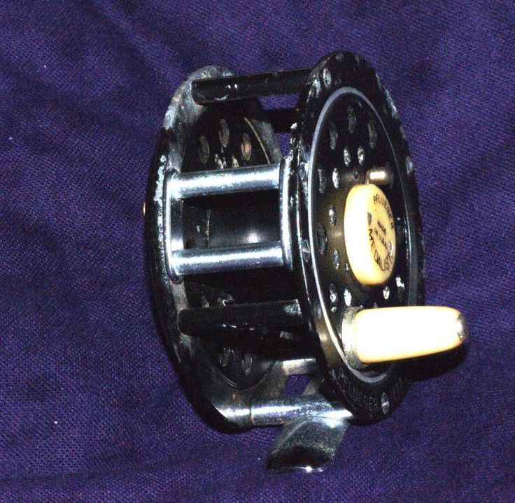 Pflueger 1492 1/2 Made in USA - Value and Information | Classic